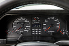 Audi Sport quattro (1985) - Serienarmaturen, zentral positionierte Ladedruckanzeige