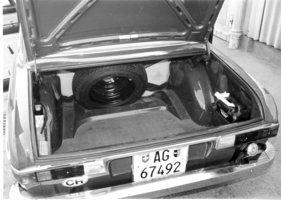 Audi Super 90 (1968) - Blick in den Kofferraum des Testwagens