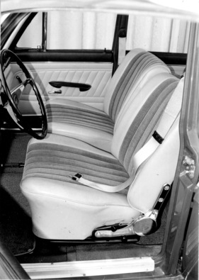 Audi Super 90 (1968) - Interieur, Fahrerunterbringung