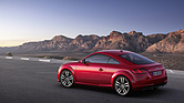 Image: Audi TT Coupé in tango red, still photo