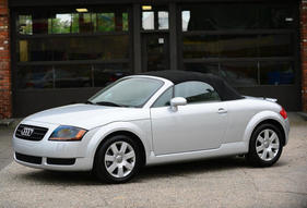 Audi TT Roadster (2003) - als Lot 110 an der Bonhams Greenwich Versteigerung vom 2. Juni 2019 Audi TT Roadster (2003) - als Lot 110 an der Bonhams Greenwich Versteigerung vom 2. Juni 2019