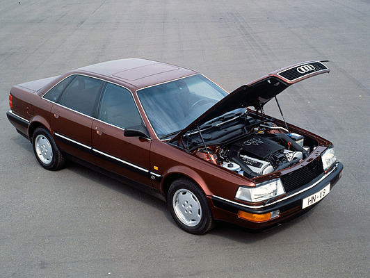 Image: Audi V8 (1988) - with the mighty V8 at the front