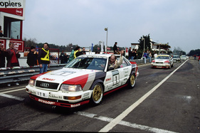 Audi V8 (1990) - Hans-Joachim Stuck on Audi in the DTM