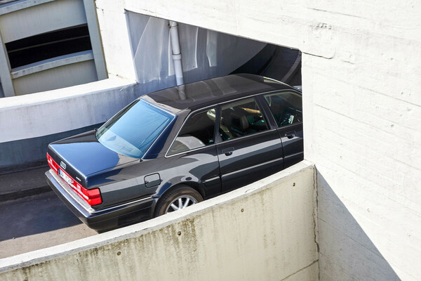 Audi V8 3.6 Lang-Limousine (1990) – erkennbar am grossen dritten Seitenfenster