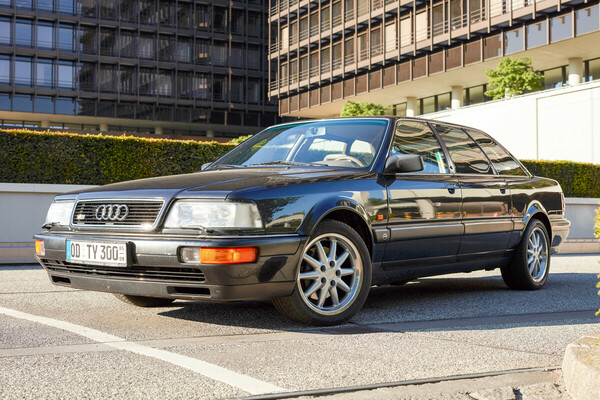 Audi V8 3.6 Lang-Limousine (1990) – später auch mit 4,2-Liter-Motor