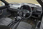 Audi quattro 20V RHD (1989) – Beim Rechtslenker ist das Volant leicht aus der Mitte nach rechts versetzt