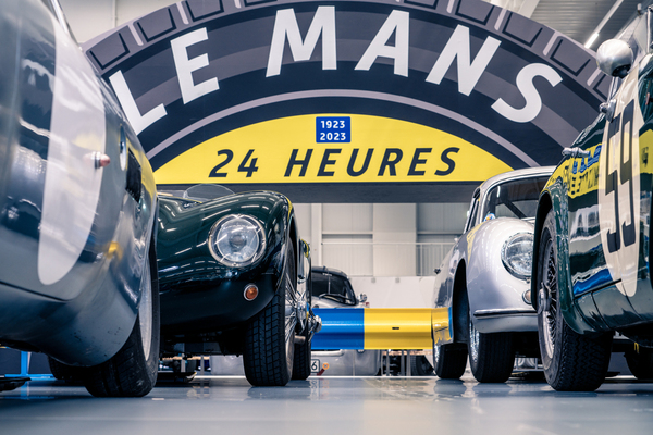 Image: On 3000 square meters, around 30 racing cars form the core of the exhibition "One hundred years of the 24 Hours of Le Mans"
