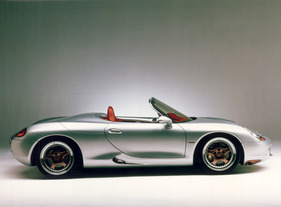 Auf der Detroit Motor Show stellt Porsche die zukunftsweisende Studie "Boxster" vor, dessen Design an den legendären Rennwagentyp 550 Spyder erinnert Auf der Detroit Motor Show stellt Porsche die zukunftsweisende Studie "Boxster" vor, dessen Design an den legendären Rennwagentyp 550 Spyder erinnert