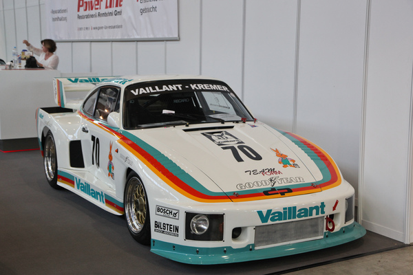 Auf ungewohntem Terrain - Kremer Porsche 935 - Retro Classics Stuttgart 2017
