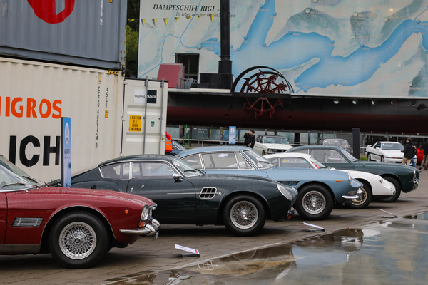 Aufstellung am Freitag im Regen - Concours d'Excellence Luzern 2024