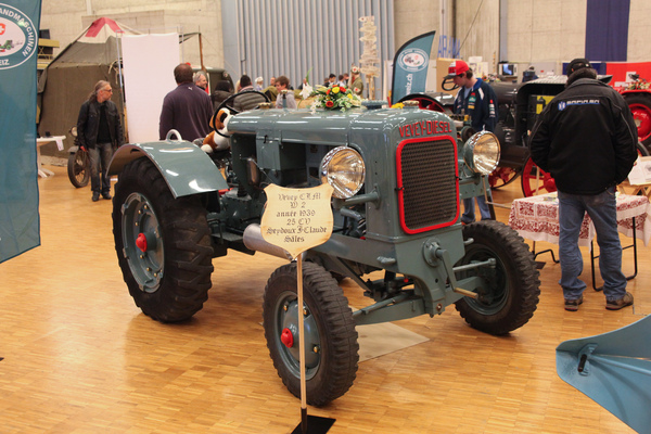Aus dem Jahr 1939 stammt dieser Vevey-Diesel Traktor - OTM Fribourg 2015