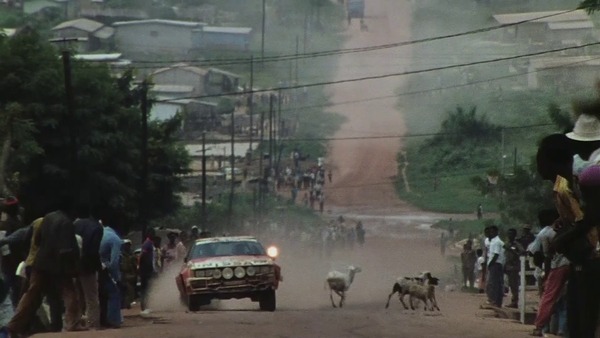 Aus dem Kapitel «Das grosse Spiel» - Standbild aus dem Film "Quattro Jahre" von Helmut Deimel