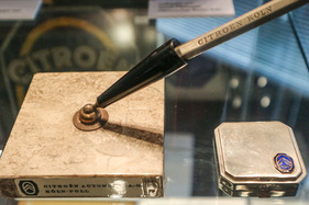 Aus der Sammlung von Firmenhistoriker Immo Mikloweit wurden einige Objekte gezeigt