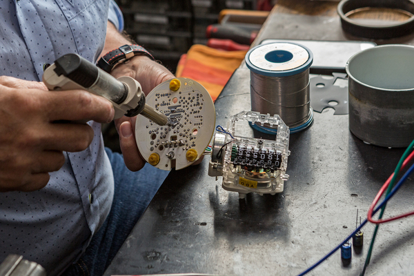 Ausbau der Elkos – Tachoüberholung