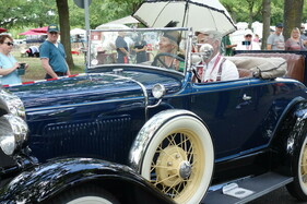 Ausfahrt bei sommerlichen Temperaturen – Classic Days Düsseldorf 2022 Ausfahrt bei sommerlichen Temperaturen – Classic Days Düsseldorf 2022