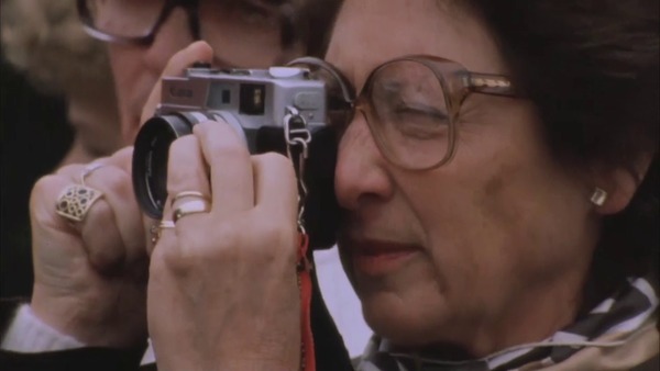 Ausschnitt aus dem Kapitel «Sieg einer Idee» - Standbild aus dem Film "Quattro Jahre" von Helmut Deimel