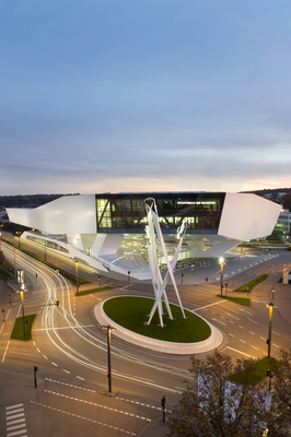 Außenaufnahme vom Porsche Museum in Stuttgart-Zuffenhausen
