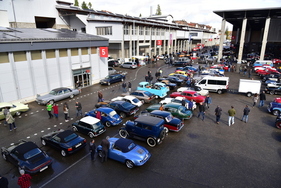 Aussenbereich bei herbstlichen Temperaturen – Oldtimermesse St. Gallen 2025 Aussenbereich bei herbstlichen Temperaturen – Oldtimermesse St. Gallen 2025