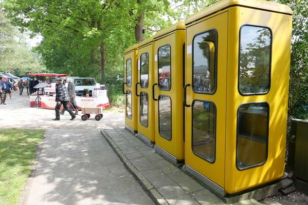 Ausser Betrieb: Telefonzellen der Deutschen Bundespost – Bockhorner Oldtimermarkt 2024
