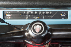 Austin 1300 Countryman (1972) - der Bandtacho kann 160 km/h anzeigen