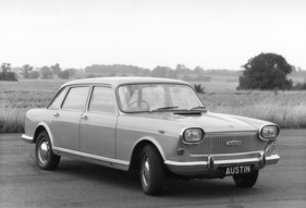 Austin 3 Litre (1967) - gut zu erkennen der Mittelbau vom Austin 1800