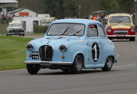 Austin A 35 (1957) - Rennen R5 und R12 - St Mary's Trophy am Goodwood Revival 2012 (1957)