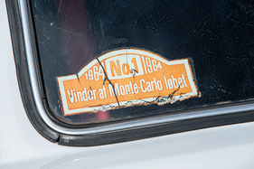 Austin A40 Farina (1958) - Monte-Carlo-Kleber aus dem Jahr 1964