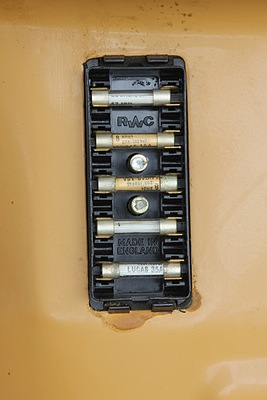 Austin Allegro (1976) - alle Ersatzsicherungen sind noch an ihrem Platz wie vor 35 Jahren