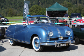 Austin Atlantic A90 Convertible (1950) - elegante, geschwungene Form - BCM Mollis 2019