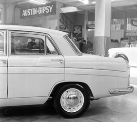 Austin Cambridge (1963) - Heckpartie ist der des Lancia Flaminia und des Peugeot 404 ähnlich, alles Entwürfe von Pininfarina