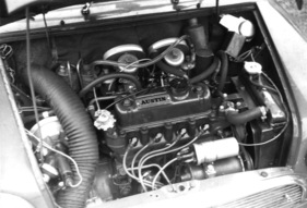 Austin Cooper S (1963) - Blick in den Motorraum, bei den Testtagen in Goodwood