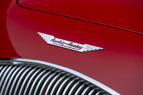 Austin-Healey 100/4 BN1 Coupé (1954) - Markenzeichen auf dem Bug