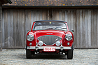 Austin-Healey 100/4 BN1 Coupé (1954) - die Frontansicht zeigt die fest montierte Frontscheibe, die eigens für die sechs Coupés angefertigt wurde