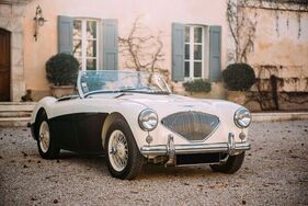 Austin-Healey 100/4 BN2 (1956) - offered as lot 004 at the Artcurial Rétromobile Paris auction on February 2, 2024