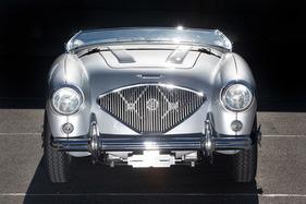 Austin-Healey 100 M (1955) - nur gerade 152 cm breit
