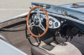 Austin-Healey 100 M (1955) - wenig Komfort, aber immerhin eine Heizung