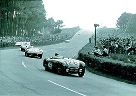 Austin-Healey 100 S (1953) - NOJ 393 bei den 24 Stunden von Le Mans im Jahr 1955
