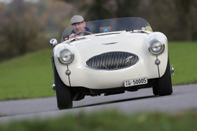 Austin-Healey 100 S (1955) - die Karosserieteile bestanden weitestgehend aus Aluminium