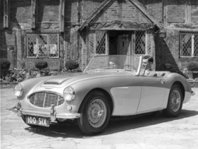 Austin-Healey 100 Six (1956) - der Sechszylinder trat die Nachfolge des urigen Vierzylinders an