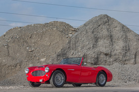 Austin-Healey 100 Six (1958) - seitliche Auspuffenden hatten normalerweise nur die Rennversionen