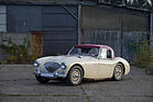 Bild: Austin-Healey 100M Le Mans (1956) - als Lot 359 an der Bonhams Versteigerung "Les grandes marques du monde au Grand Palais" in Paris 2017