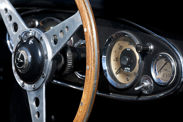 Austin-Healey 3000 Mk II BJ7 (1962) - schönes Holzlenkrad