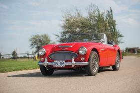 Austin-Healey 3000 Mk III BJ8 (1966) - als Lot 212 an der RM/Sotheby's Hershey Versteigerung vom 6./7. Oktober 2016