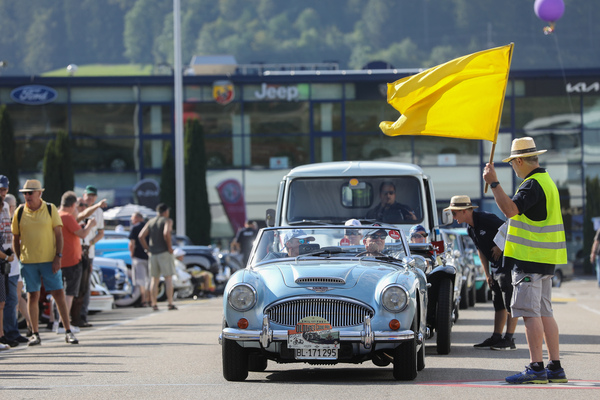 Bild: Austin-Healey 3000 Mk III BJ8 von 1964 in der Gruppe Sternfahrt Nord Fricktal - 31. Oldtimer Grand Prix Safenwil 2023