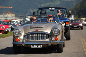 Austin-Healey 3000 vor Range Rover Cabriolet - British Car Meeting 2015 in Mollis