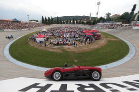 Austin Healey BN1 (1955) am Indianapolis in Oerlikon 2013