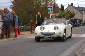 Austin-Healey Sprite (1959) – Embouteillage de Lapalisse 2024 Austin-Healey Sprite (1959) – Embouteillage de Lapalisse 2024
