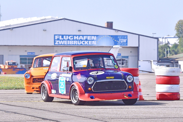 Austin Mini (1974) – Historisches Flugplatzrennen Zweibrücken 2024