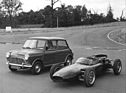 Austin Mini Cooper (1961) - zusammen mti dem Cooper-Monoposto mit einem Liter Hubraum