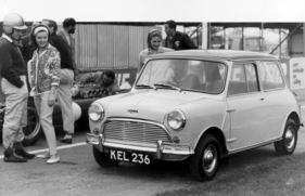 Austin Mini Cooper (1962) – der niedliche Kleinwagen wurde über die Zeit immer schneller